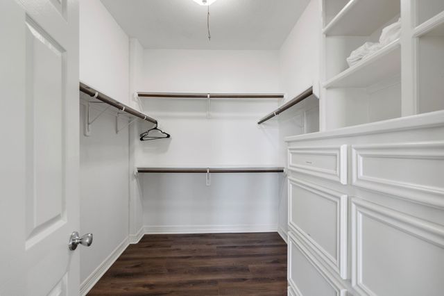 100 Avenue A, San Leon, TX 77539