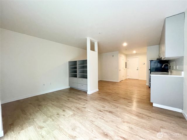 2249 NE 46th Street, Seattle, WA 98105