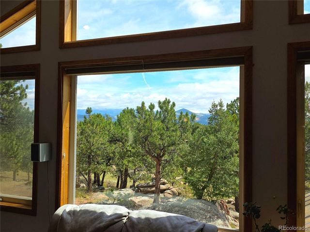 277 Cherokee Dr, Florissant, CO 80816