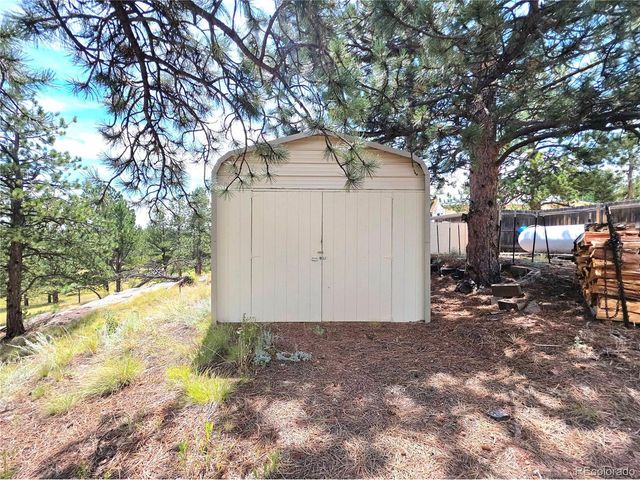 277 Cherokee Dr, Florissant, CO 80816