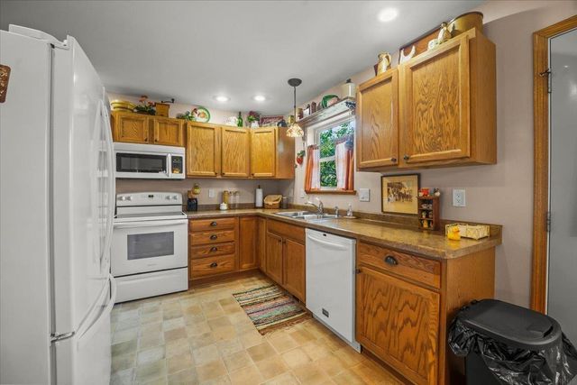 410 S. Fulton Street, Shell Rock, IA 50670