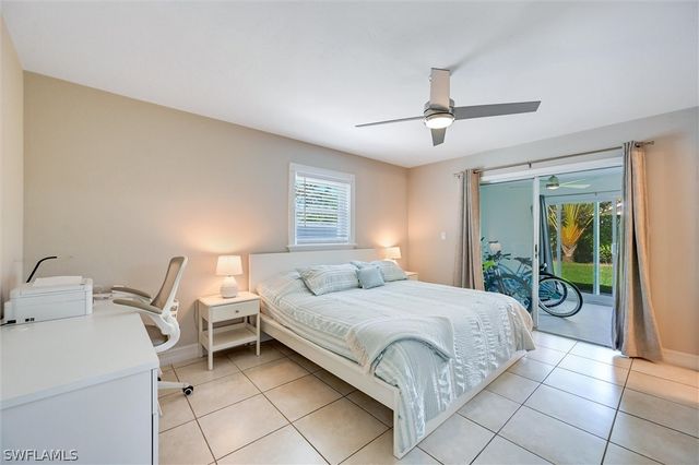 795 94th AVE N, Naples, FL 34108