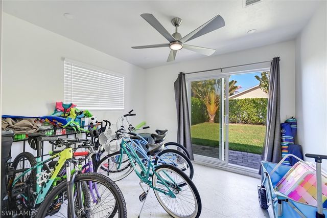 795 94th AVE N, Naples, FL 34108