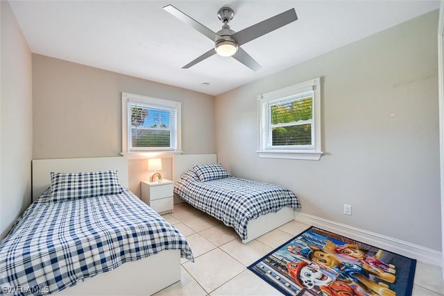 795 94th AVE N, Naples, FL 34108