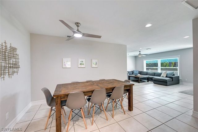 795 94th AVE N, Naples, FL 34108