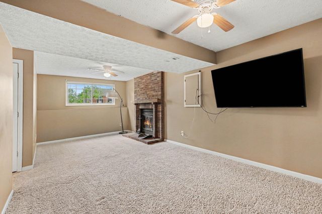 5406 Stone Hill Drive, Taylor Mill, KY 41015