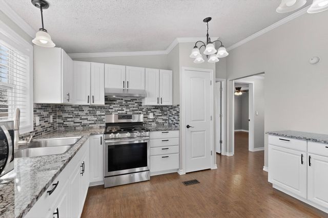 819 Hoss Road, Sanger, TX 76266