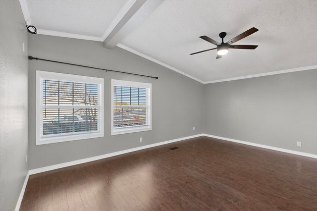 819 Hoss Road, Sanger, TX 76266