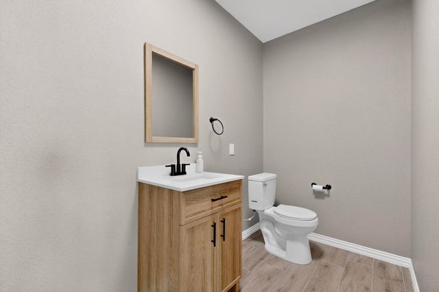 819 Hoss Road, Sanger, TX 76266