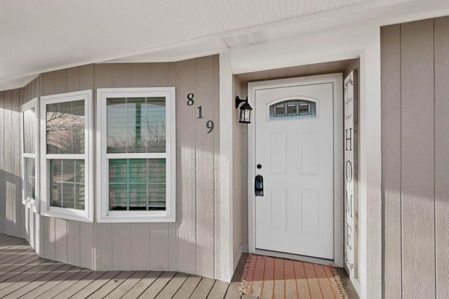 819 Hoss Road, Sanger, TX 76266