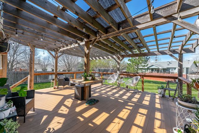 1410 Northpointe Ct, Andover, KS 67002