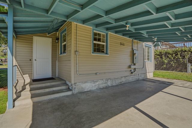 6208 N Whitehouse St, Spokane, WA 99205