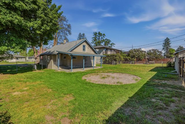 6208 N Whitehouse St, Spokane, WA 99205