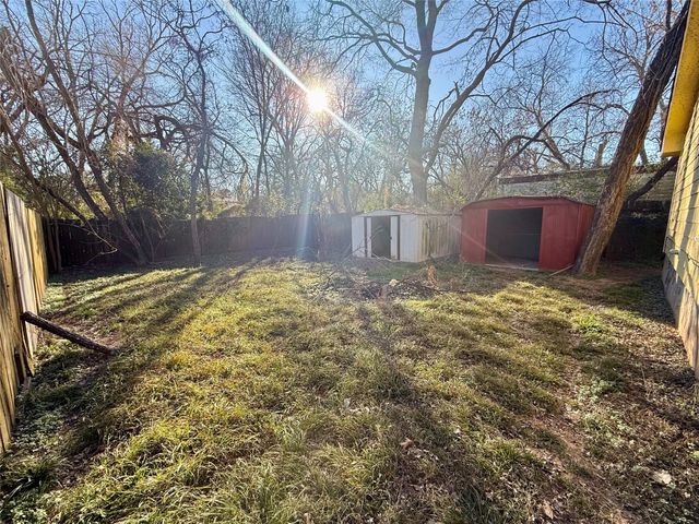 104 E Prospect Street, Denison, TX 75021