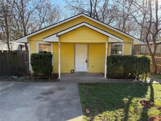 104 E Prospect Street, Denison, TX 75021