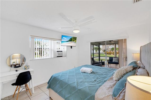 4353 Country Club BLVD B, Cape Coral, FL 33904