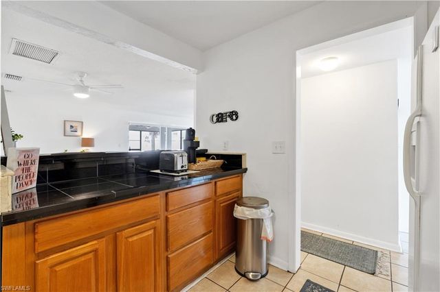 4353 Country Club BLVD B, Cape Coral, FL 33904