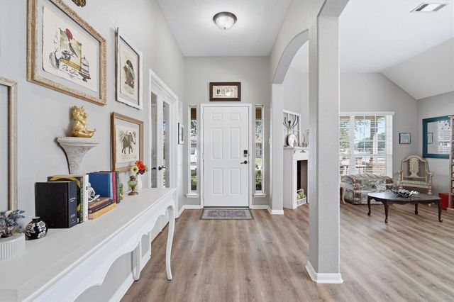 915 Misty Cliff, Dickinson, TX 77539