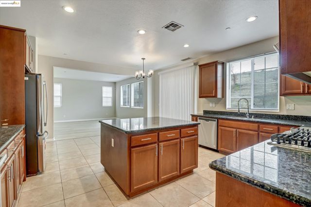 4560 Benton, Antioch, CA 94509