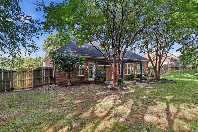 529 Fox Hurst Court, Moore, SC 29369