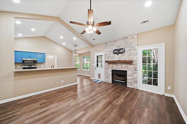 529 Fox Hurst Court, Moore, SC 29369
