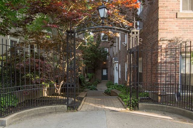 16 Chauncy St 10, Cambridge, MA 02138