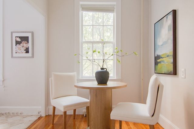16 Chauncy St 10, Cambridge, MA 02138