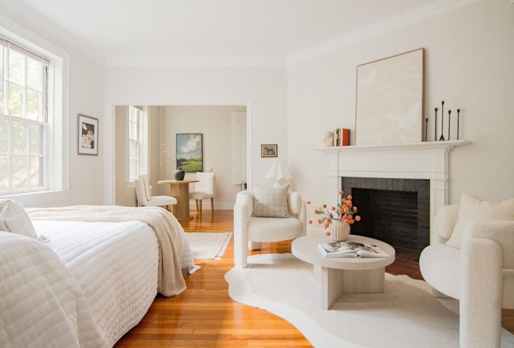 16 Chauncy St 10, Cambridge, MA 02138