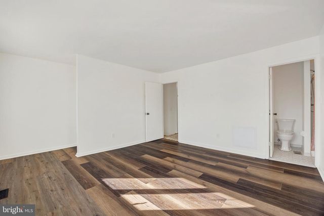 7662 SHERLOCK CT, Pasadena, MD 21122