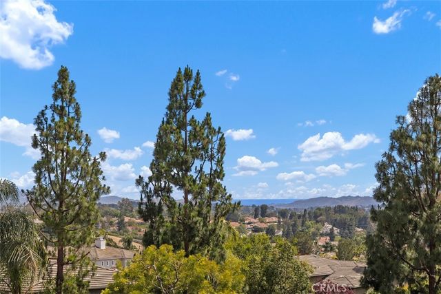 22421 Bluejay, Mission Viejo, CA 92692