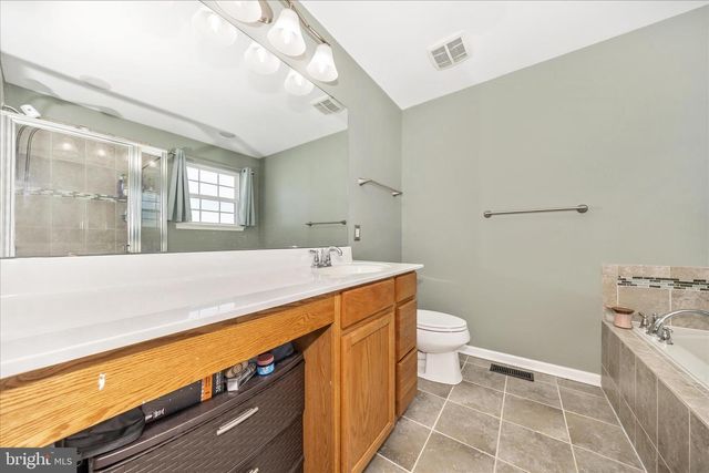 9427 MORNING DEW DR, Hagerstown, MD 21740