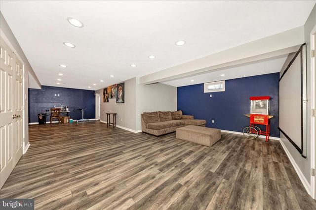 9427 MORNING DEW DR, Hagerstown, MD 21740