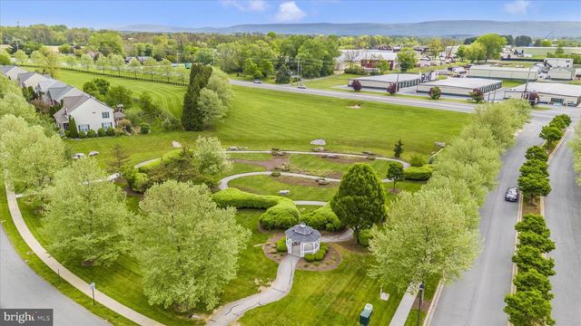 9427 MORNING DEW DR, Hagerstown, MD 21740