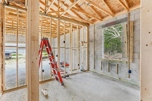 222 FLORIDA AVENUE, Dundee, FL 33838