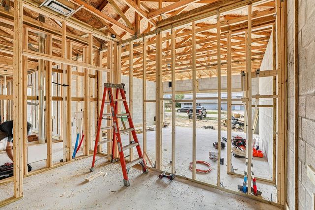 222 FLORIDA AVENUE, Dundee, FL 33838