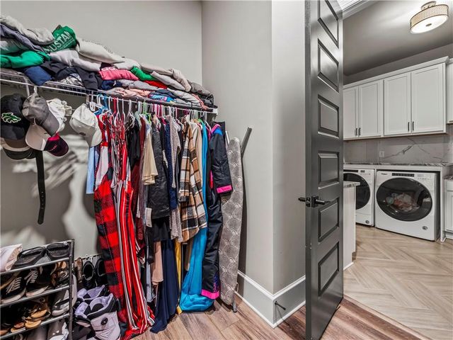 4070 Silverstone Drive, Braselton, GA 30517