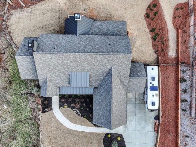 4070 Silverstone Drive, Braselton, GA 30517