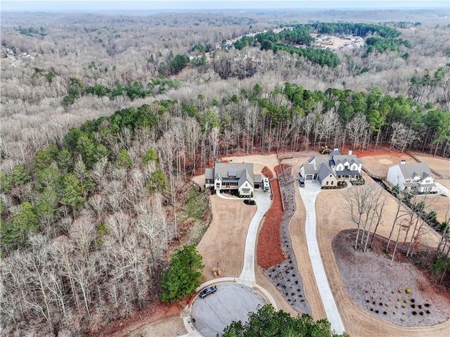 4070 Silverstone Drive, Braselton, GA 30517