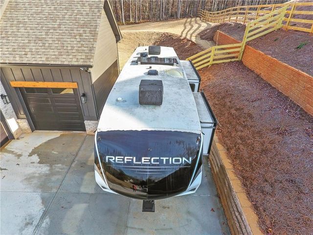 4070 Silverstone Drive, Braselton, GA 30517