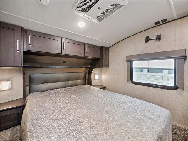 4070 Silverstone Drive, Braselton, GA 30517