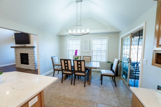 925 E Weldon Drive, Nixa, MO 65714