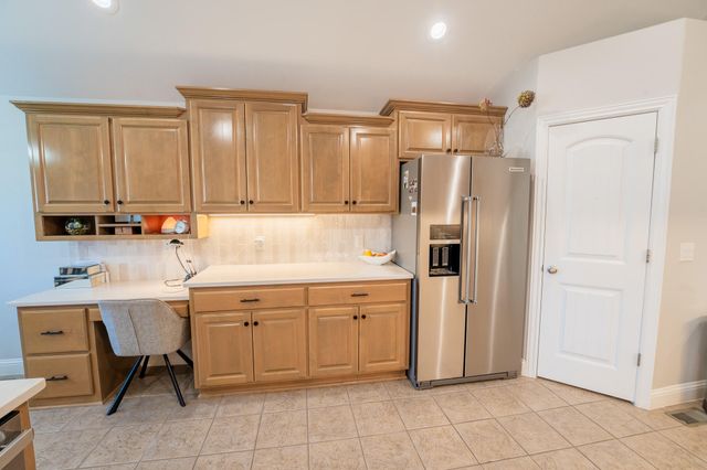 925 E Weldon Drive, Nixa, MO 65714