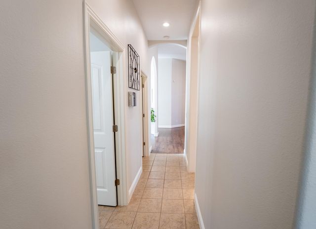 925 E Weldon Drive, Nixa, MO 65714