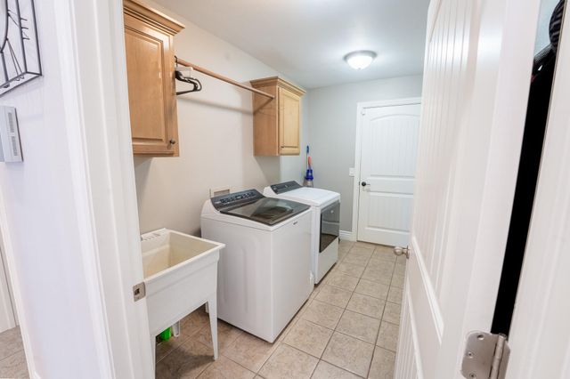 925 E Weldon Drive, Nixa, MO 65714