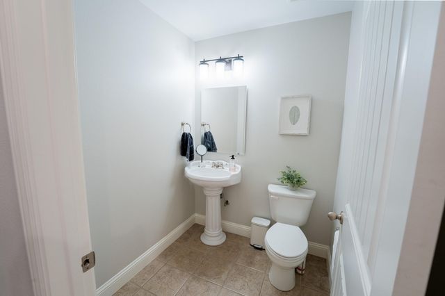 925 E Weldon Drive, Nixa, MO 65714