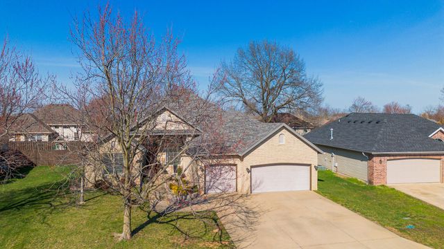925 E Weldon Drive, Nixa, MO 65714