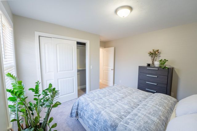 925 E Weldon Drive, Nixa, MO 65714