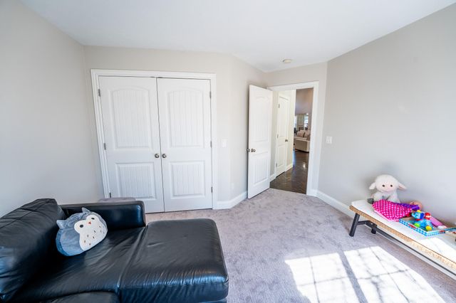 925 E Weldon Drive, Nixa, MO 65714