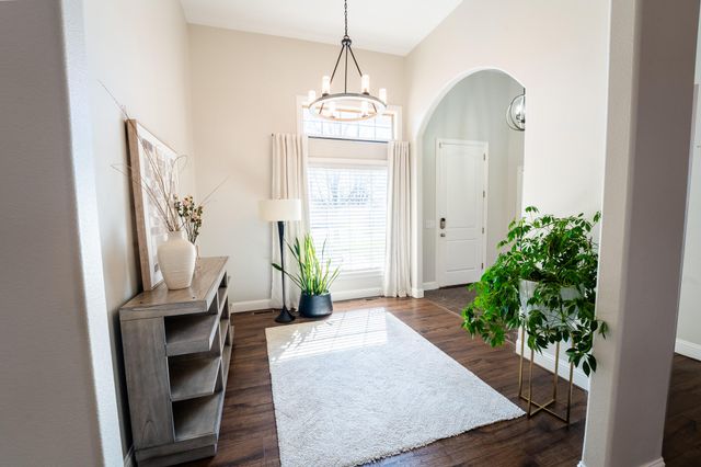 925 E Weldon Drive, Nixa, MO 65714