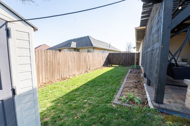 925 E Weldon Drive, Nixa, MO 65714